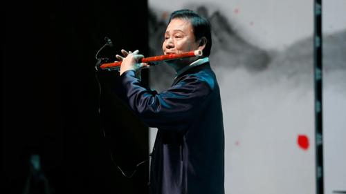 胡起名男宝